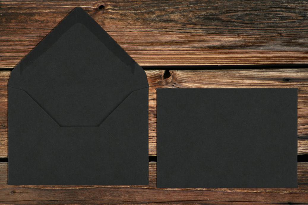 Briefhüllen 80x114 mm Nassklebend Schwarz 120 g/qm